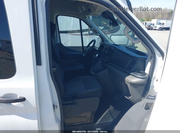 1FBAX2C82MKA49695 2021 FORD PASSENGER White წინა სალონის ხედი