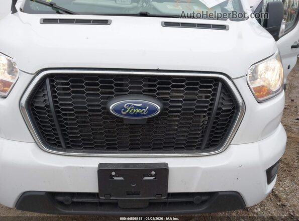 1FBAX2C87MKA74463 2021 FORD PASSENGER White ხელსაწყოთა პანელის ხედი