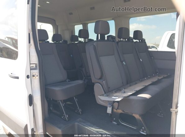 1FBAX2C88TKA05375 2026 FORD PASSENGER White Вид наклейки з VIN-кодом