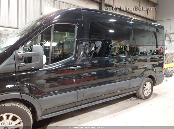 1FBAX2CG2MKA65595 2021 FORD PASSENGER Black 360 interior view