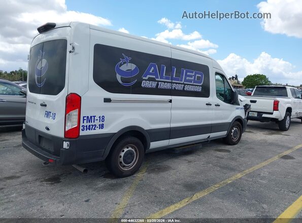 1FBAX2CG2RKB65932 2024 FORD PASSENGER White Tył prawy