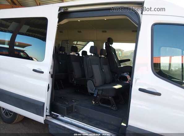 1FBAX2CG5NKA49604 2022 FORD PASSENGER White VIN sticker view