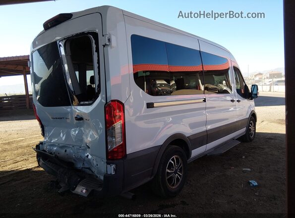 1FBAX2CG5NKA49604 2022 FORD PASSENGER White Rear right
