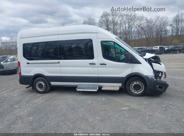 1FBAX2X83PKB26587 2023 FORD PASSENGER White უკანა სალონის ხედი