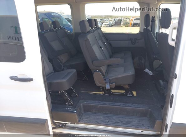 1FBAX2X87RKA15950 2024 FORD PASSENGER White Vista de la etiqueta del VIN