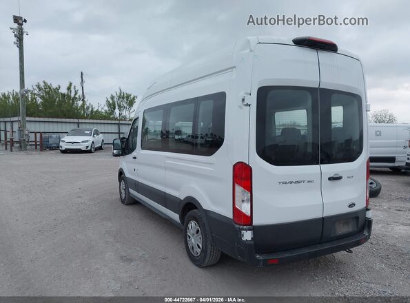 1FBAX2X89PKA80151 2023 FORD PASSENGER Белый 