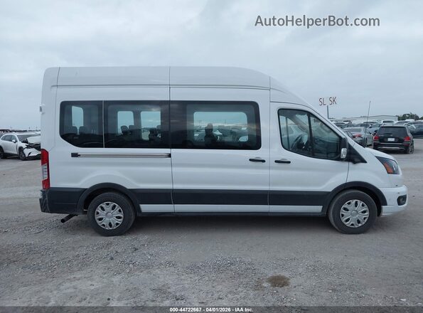 1FBAX2X89PKA80151 2023 FORD PASSENGER Белый 