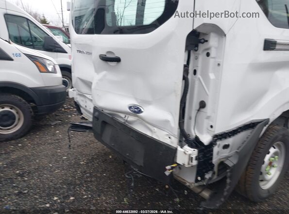 1FBAX2Y82SKA27766 2025 FORD PASSENGER Белый Вид спереди