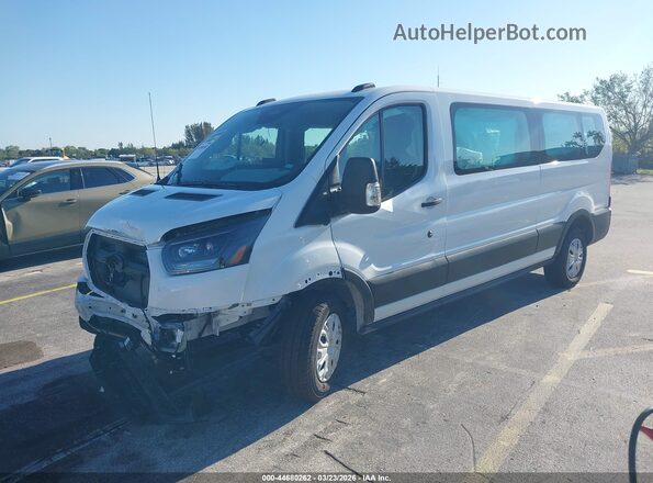 1FBAX2Y82TKA55052 2026 FORD PASSENGER White წინა მარცხენა ხედი სამი მეოთხედიდან