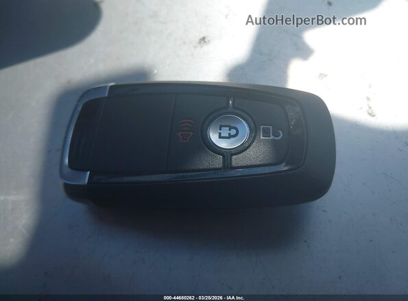 1FBAX2Y82TKA55052 2026 FORD PASSENGER White წინა პანელის ხედი