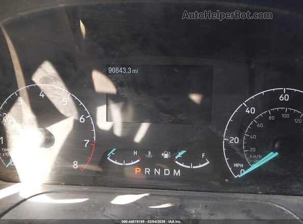 1FBAX2Y86MKA13064 2021 FORD PASSENGER White Widok tylnych siedzeń