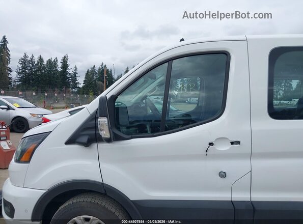 1FBAX2Y87PKA89557 2023 FORD PASSENGER White 