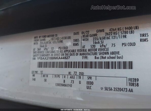 1FBAX2Y89NKA44827 2022 FORD PASSENGER White Vista del compartimento del motor