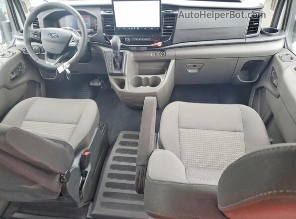 1FBAX2Y89TKA08018 2026 FORD TRANSIT White Dashboard view