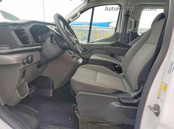 1FBAX2Y89TKA08018 2026 FORD TRANSIT White Front interior view