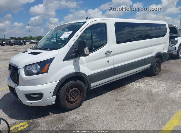 1FBAX2YG2RKA21368 2024 FORD PASSENGER White წინა მარცხენა ხედი სამი მეოთხედიდან
