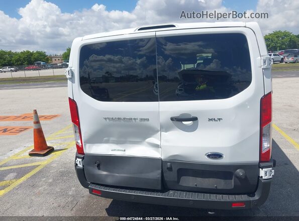 1FBAX2YG2RKA21368 2024 FORD PASSENGER White 