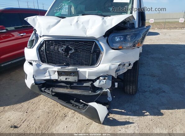 1FBAX2YG2TKA20146 2026 FORD PASSENGER White Vista frontal