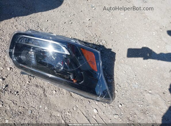1FBAX2YG2TKA20146 2026 FORD PASSENGER White Vista del cuadro de instrumentos