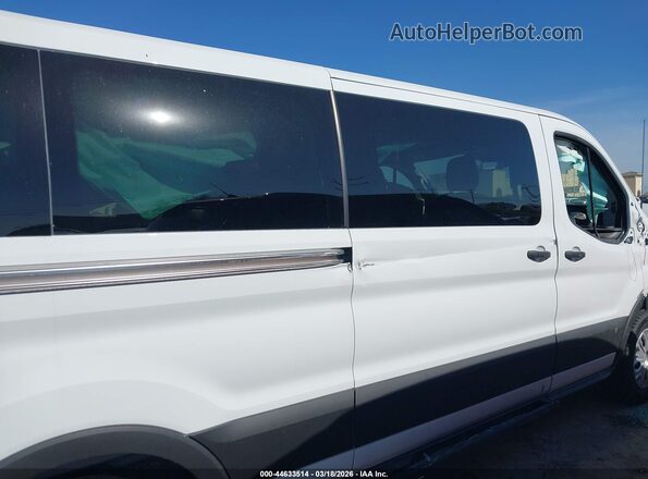 1FBAX2YG2TKA20146 2026 FORD PASSENGER White Vista interior de 360 grados