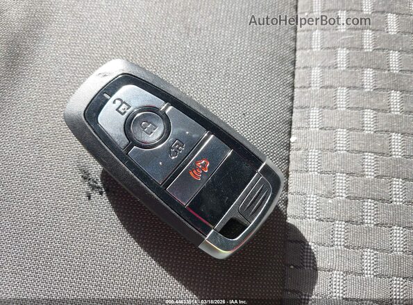 1FBAX2YG2TKA20146 2026 FORD PASSENGER White Vista del salpicadero