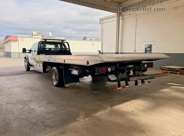 1FD0X5GYXGEA33357 2016 FORD F550 White Հետևի աջ