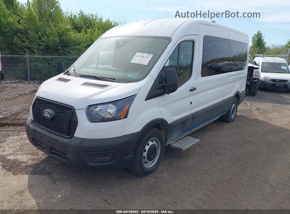 1FDAX2C84TKA16008 2026 FORD PASSENGER White 