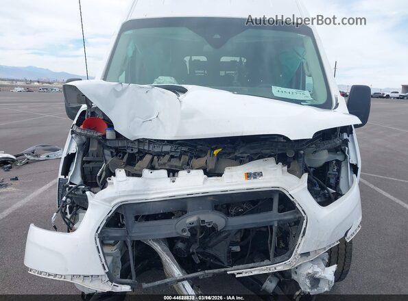 1FDAX2X84RKA56835 2024 FORD PASSENGER White Դիմացի տեսք