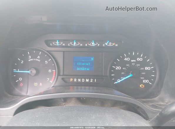 1FDRF3G66HEE09857 2017 FORD F-350 CHASSIS White Widok tylnych siedzeń