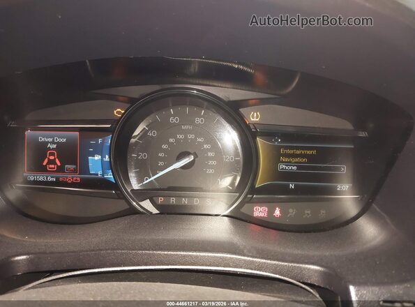 1FM5K7F83HGC68870 2017 FORD FORD EXPLORER Red Vista de los asientos traseros