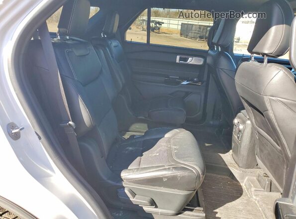 1FM5K7GC1NGA36668 2022 FORD FORD EXPLORER White უკანა სალონის ხედი
