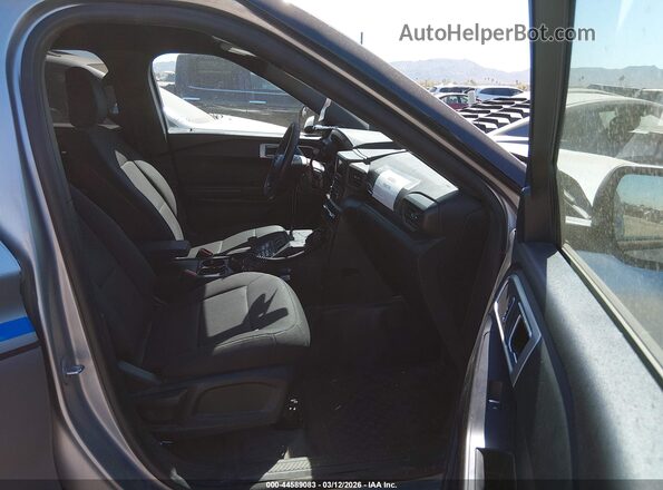 1FM5K8AB2LGD07742 2020 FORD POLICE INTERCEPTOR Silver Widok wnętrza z przodu