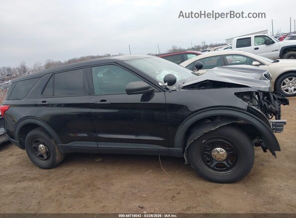 1FM5K8ABXNGA55189 2022 FORD POLICE INTERCEPTOR Black Widok wnętrza z tyłu