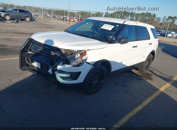 1FM5K8AR1HGD26044 2017 FORD UTILITY POLICE INTERCEPTOR White Առջևի ձախ երեք քառորդ տեսարան