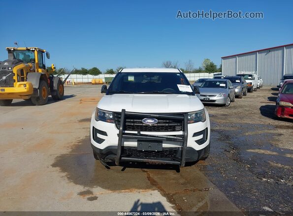 1FM5K8AR2JGA15874 2018 FORD POLICE INTERCEPTOR White Widok zestawu wskaźników