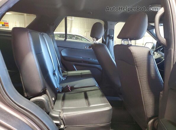 1FM5K8AR3KGA94022 2019 FORD FORD EXPLORER Gray Вид задньої частини салону
