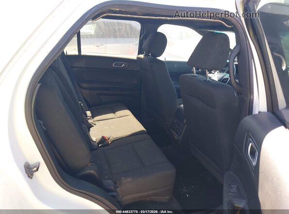 1FM5K8AR5GGA86768 2016 FORD UTILITY POLICE INTERCEPTOR White Вид наклейки з VIN-кодом