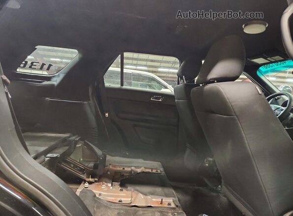 1FM5K8AR7HGA44717 2017 FORD FORD EXPLORER Черный Вид задней части салона