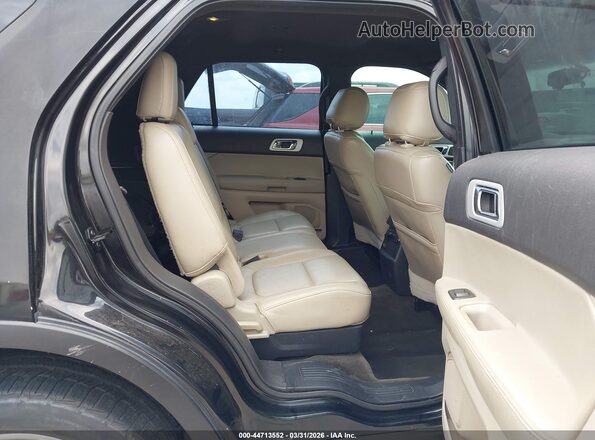 1FM5K8AR9GGA04489 2016 FORD UTILITY POLICE INTERCEPTOR Black Widok naklejki z numerem VIN