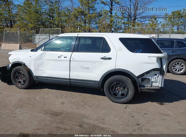1FM5K8ARXJGC17877 2018 FORD POLICE INTERCEPTOR White 