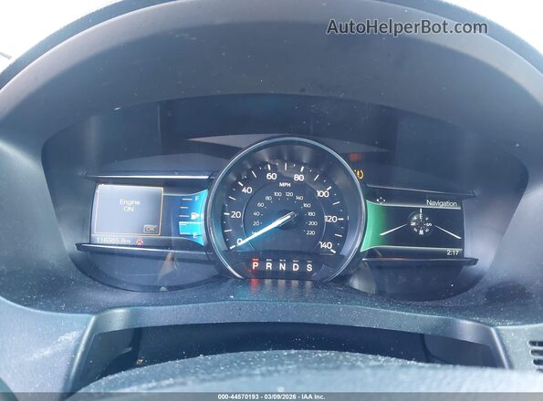 1FM5K8D82HGA72797 2017 FORD FORD EXPLORER White Widok tylnych siedzeń