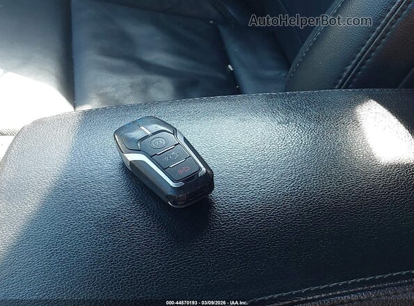 1FM5K8D82HGA72797 2017 FORD FORD EXPLORER White Widok deski rozdzielczej