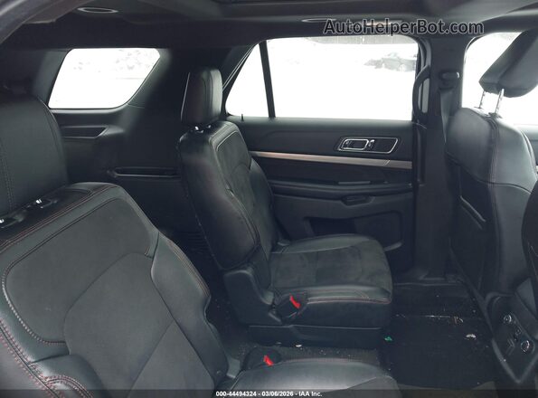 1FM5K8D83JGA22125 2018 FORD FORD EXPLORER Black VIN կոդի պիտակի տեսք