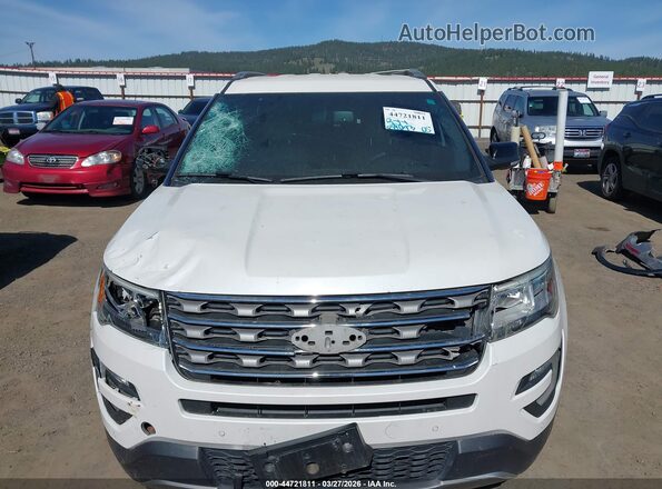 1FM5K8D84GGC89069 2016 FORD FORD EXPLORER White Rear interior view