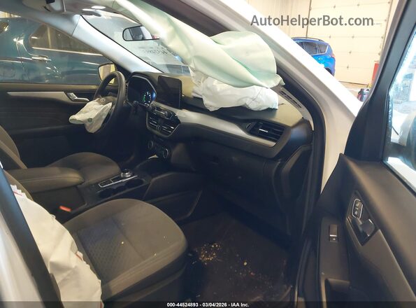 1FMCU0BZ1MUA84076 2021 FORD ESCAPE White Front interior view