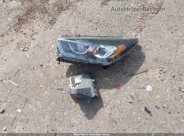 1FMCU0F7XHUB02282 2017 FORD ESCAPE Gray Widok zestawu wskaźników