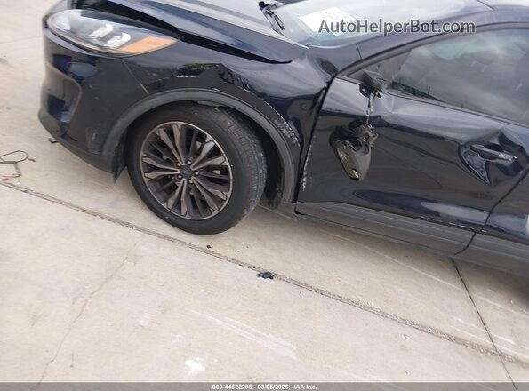 1FMCU0G63MUB19053 2021 FORD ESCAPE Черный Вид спереди