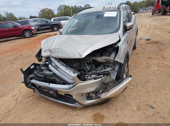 1FMCU0GD2JUC16576 2018 FORD ESCAPE Tan Vista frontal