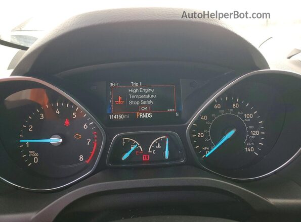 1FMCU0GD3HUD49616 2017 FORD ESCAPE White Vista del cuadro de instrumentos