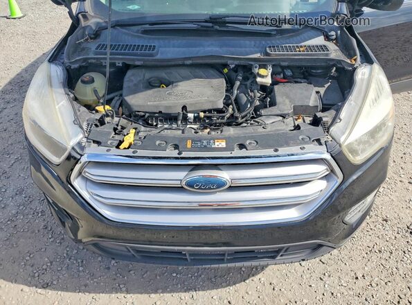 1FMCU0GD3HUD95253 2017 FORD ESCAPE Black Շարժիչի բաժամունքի տեսք